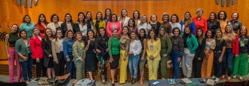 Mulheres com mais protagonismo no campo: Catarinenses participam de encontro da Comissão das Mulheres do Agro da CNA, em Brasília
