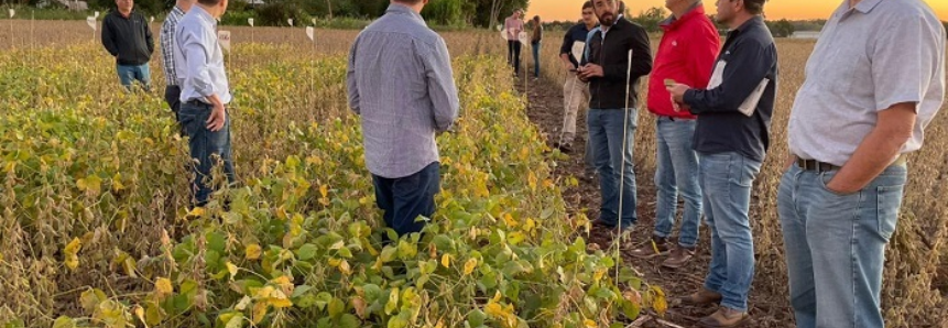 CNA visita áreas de soja no Paraguai e discute sustentabilidade e inovação com produtores