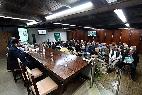 Reunião da Comissão Nacional de Assuntos Fundiários. Fotos: Divulgação Farsul