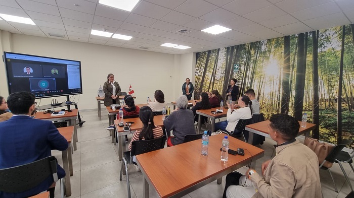 Grupo participou de reuniões técnicas e seminário em Lima, no Peru