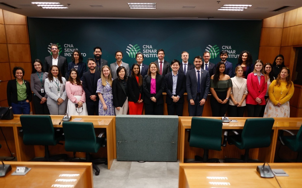 CNA e Diplomatas da Agricultura Brasil discutem ações para a COP 30