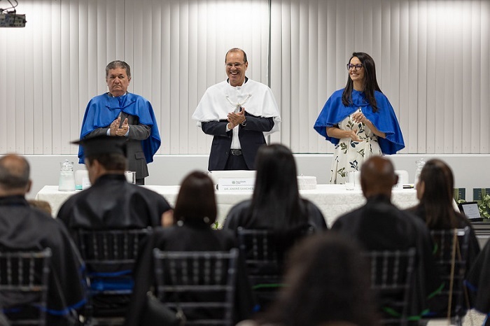 Mário Borba (esquerda), André Sanches (centro) e Isabel Mendes (direita)