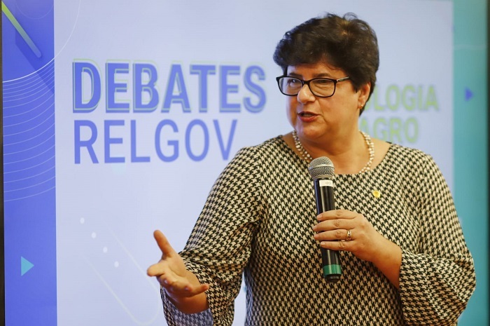 Monika Bergamaschi debates Relgov