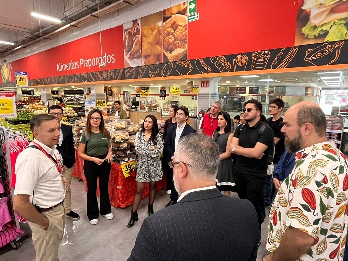 Empresários rurais fazem visitas a supermercados e distribuidoras