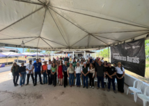 1ª Agrofeira de Lago da Pedra leva conhecimento e tecnologia para produtores rurais da região