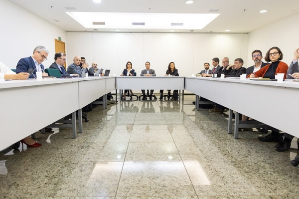 CNA e ministérios debatem ações de mitigação às mudanças climáticas