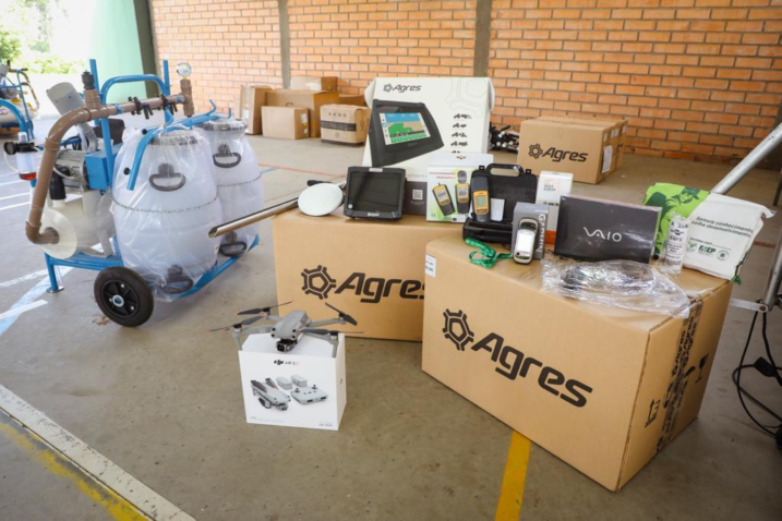 Equipamentos colegios agricolas