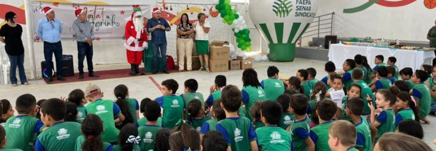 Sistema Faepa Senar Paraíba distribui presentes a crianças rurais de Queimadas