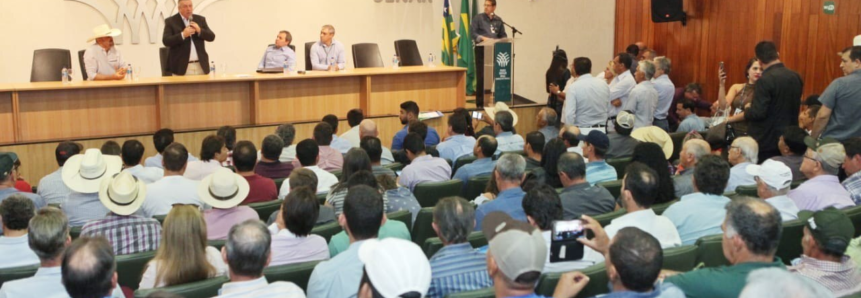CNA debate acordo Mercosul-UE com produtores de leite de Goiás