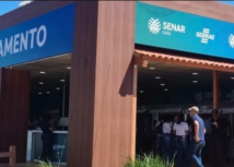 Estande do Senar Goiás na Tecnoshow começa semana com ampla programação