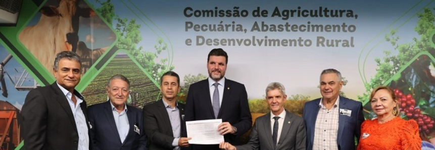 CNA e federações do Norte se reúnem com presidente da FPA