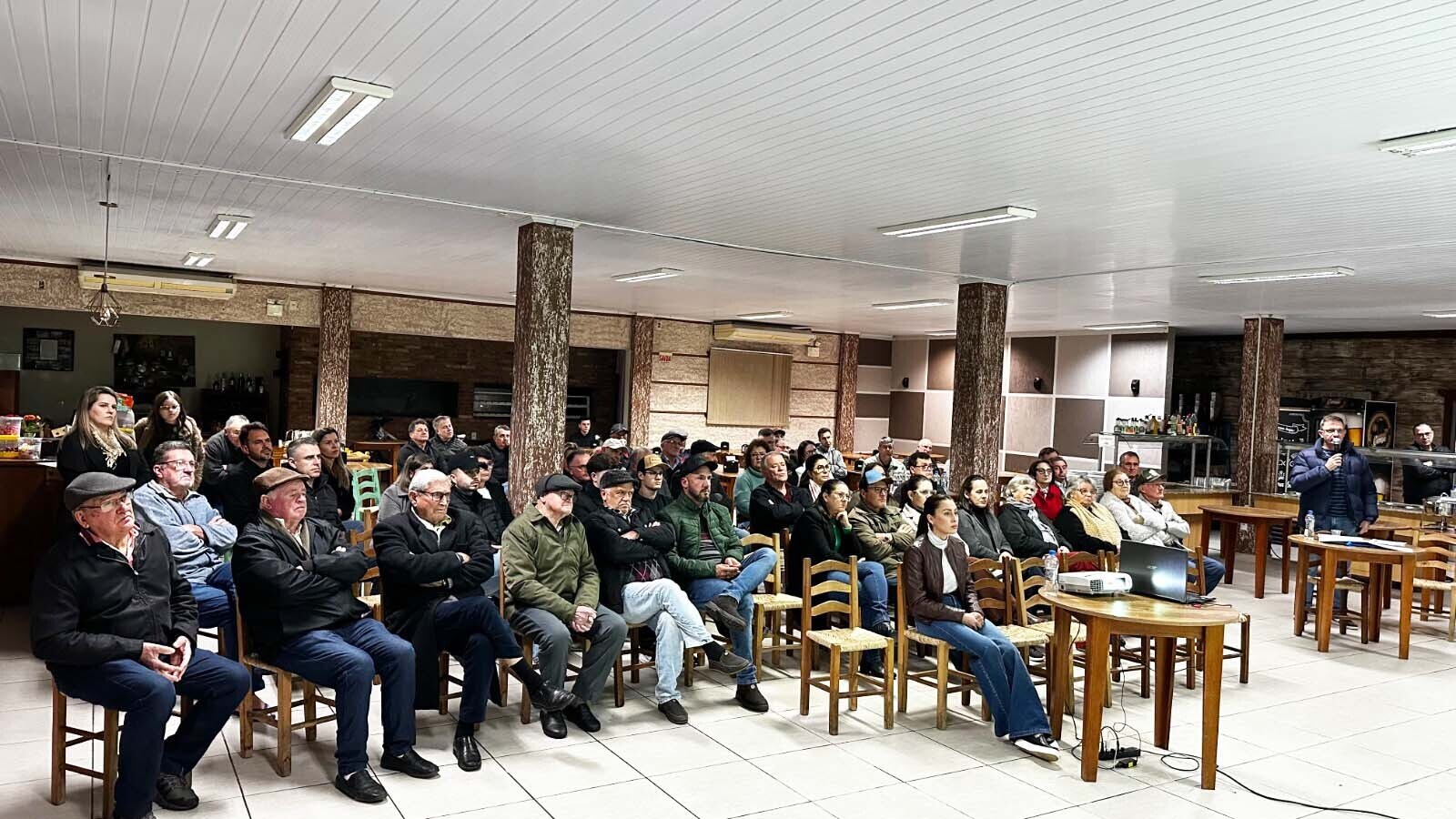 Seminário reúne lideranças rurais e fortalece ações do Sindicato Rural de Turvo