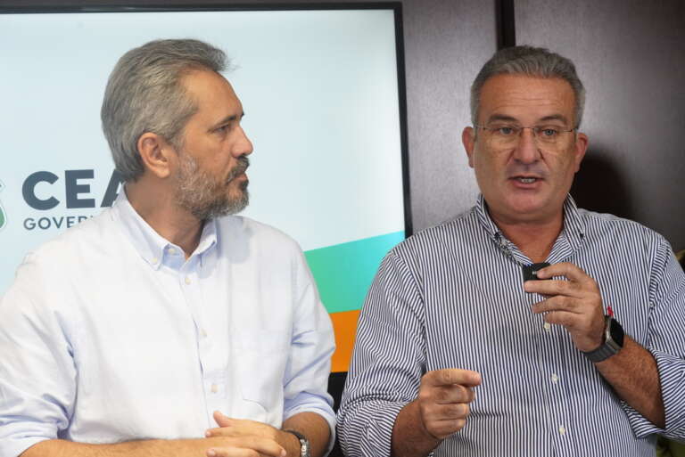 Governador Elmano de Freitas e Amilcar Silveira Foto Carlos Gibaja