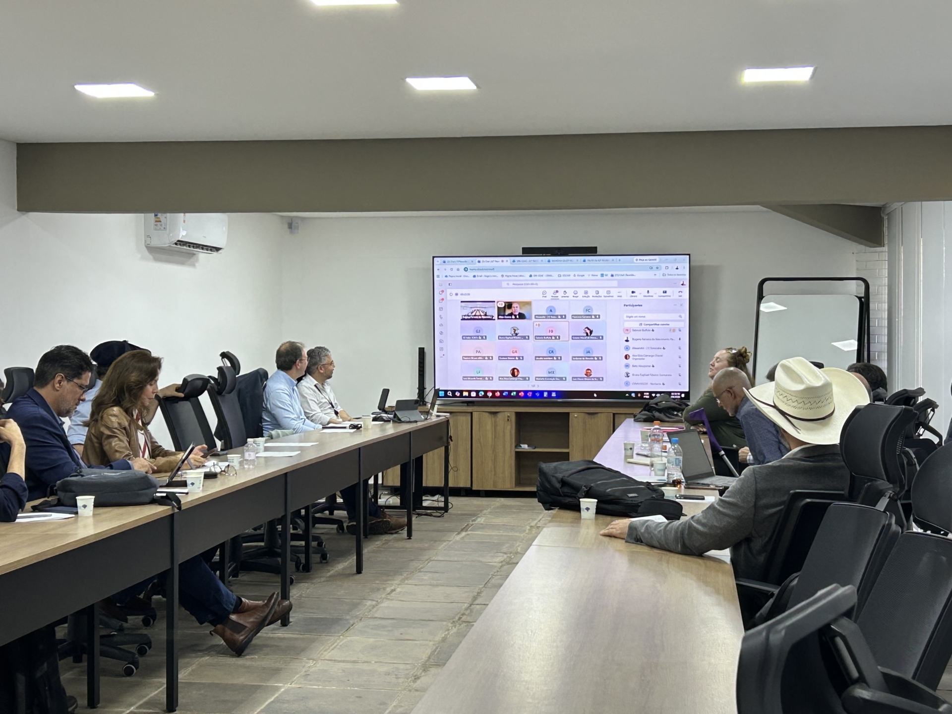 CNA debate bem-estar animal e sanidade de equídeos durante a Expointer