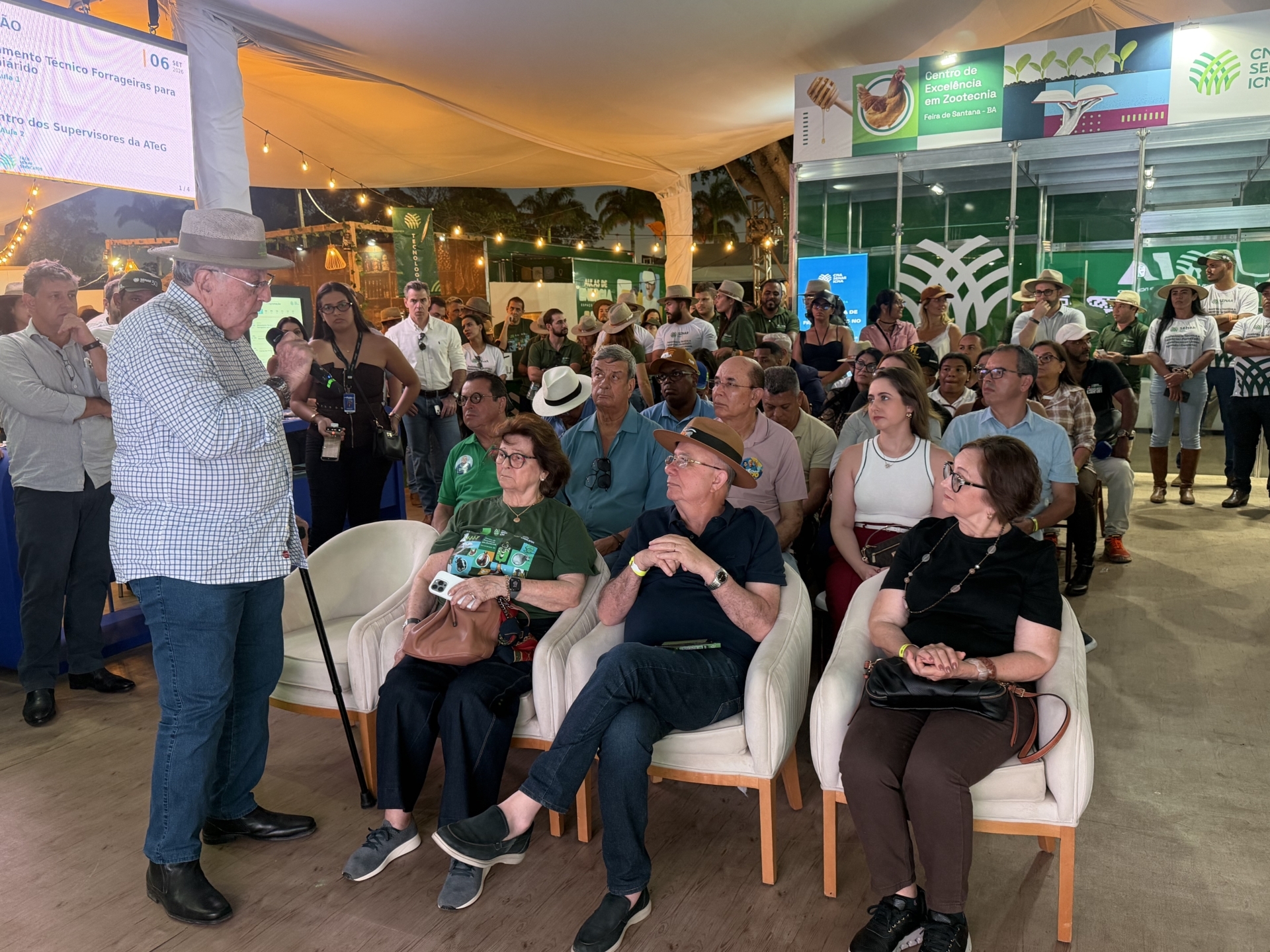Sistema CNA/Senar apresenta o JoIA e inaugura estande na Expofeira