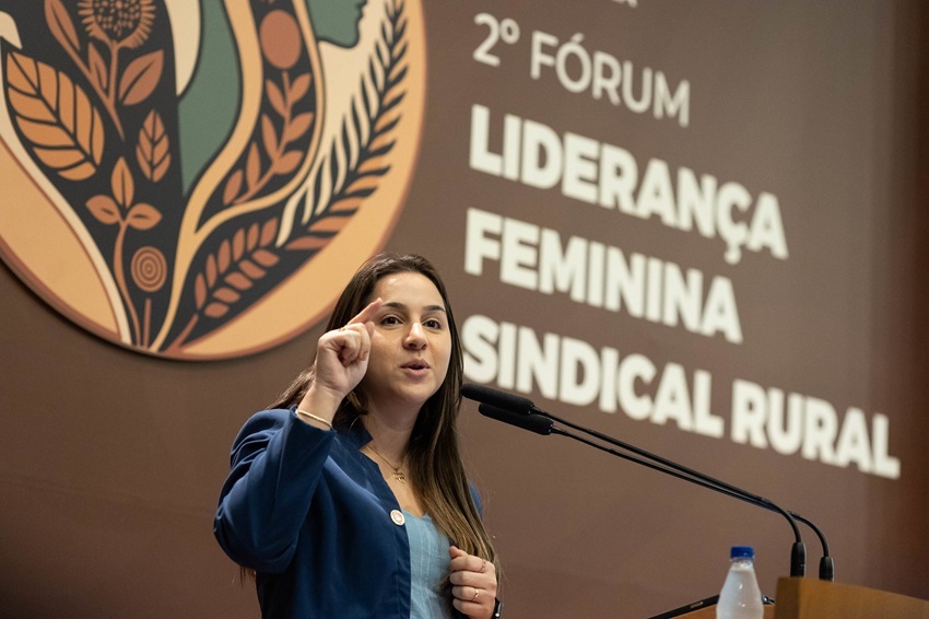 Stephanie Ferreira Gobato