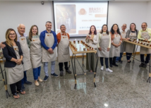 CNA encerra júri técnico de mel do Prêmio Brasil Artesanal