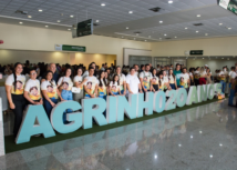 Cerimônia de premiação do Programa Agrinho reúne centenas de alunos e professores no Centro de Eventos do Ceará