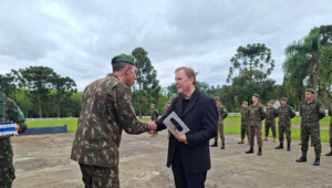 Sindicato Rural de Canoinhas e Senar/SC recebem título concedido pelo Exército Brasileiro
