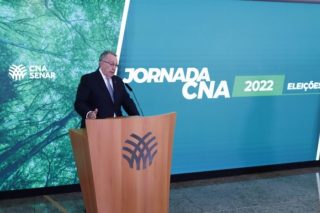 Presidente da CNA destaca potencial do Brasil em energia renovável e mercado de carbono