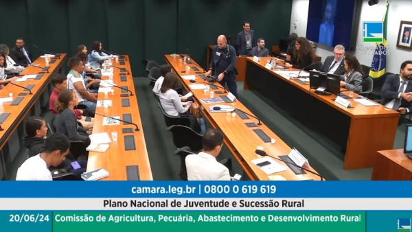 CNA debate criação de política de incentivo à sucessão rural