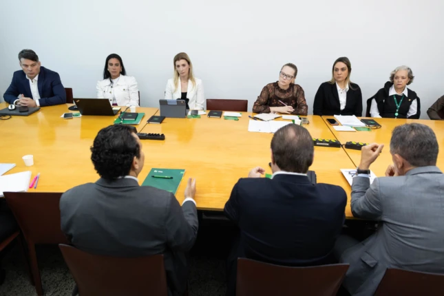 FAESC participa de workshop sobre regularidade sindical em Brasília