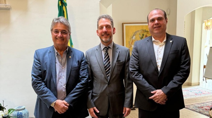 CNA se reúne com adidos agrícolas e embaixador do Brasil em Bruxelas