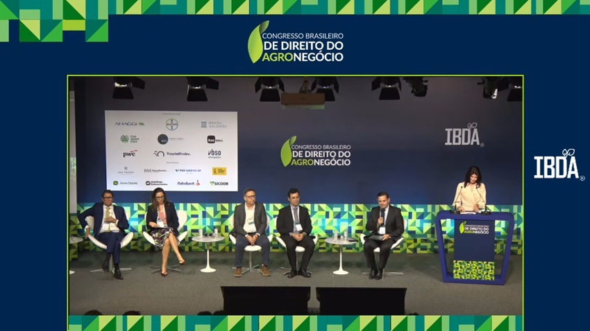 Renato congresso direito do agro