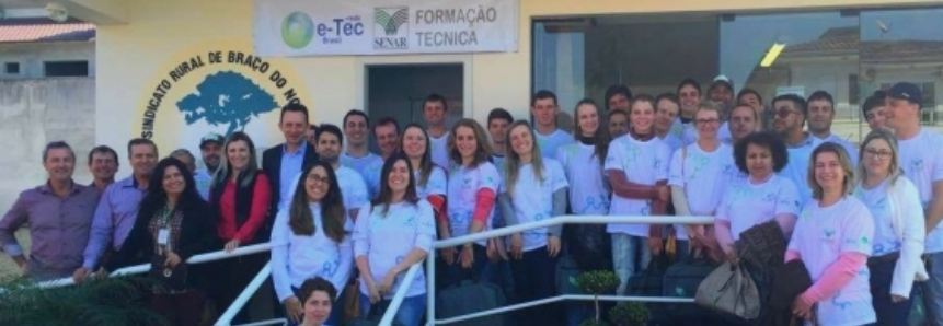 Dois polos do curso Técnico em Agronegócio são inaugurados em Santa Catarina