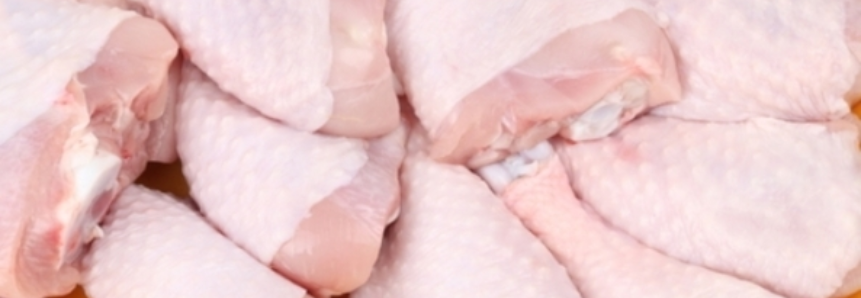USDA: Brasil aumenta carne de frango em 2% sobre 2015
