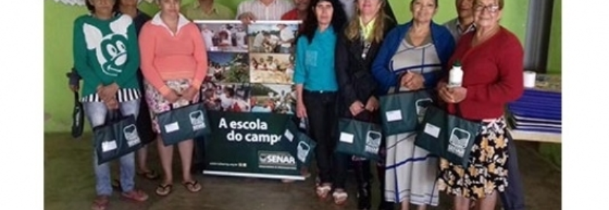 Grupo de idosos participa de curso para a terceira idade em Caratinga (MG)