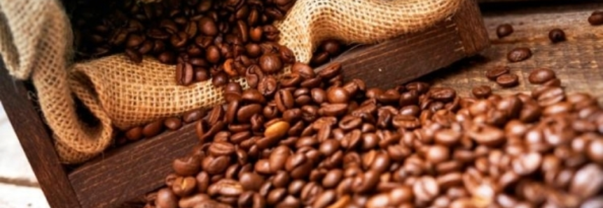 Café: Bolsa de Nova York renova mínimas de quase um mês da véspera nesta tarde de 3ª feira