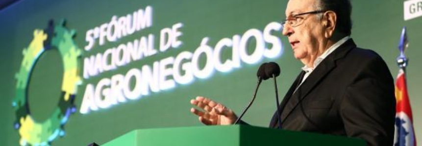 Presidente da CNA defende renda para classe média rural e maior desenvolvimento agropecuário brasileiro
