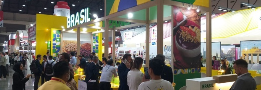 CNA visita maior feira de alimentos e bebidas da Tailândia