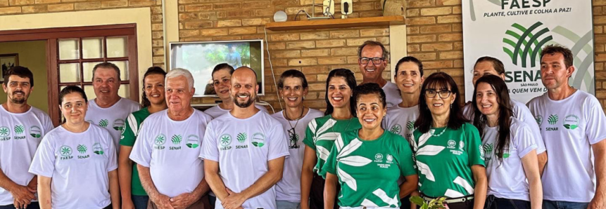 Alunos do Programa Turismo Rural do SENAR-SP em Adamantina participam de festival gastronômico