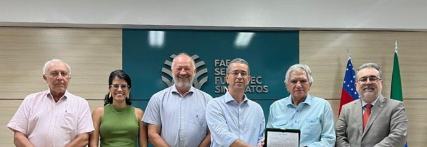 Professor agrônomo José Ferreira é homenageado em solenidade no auditório da Faea