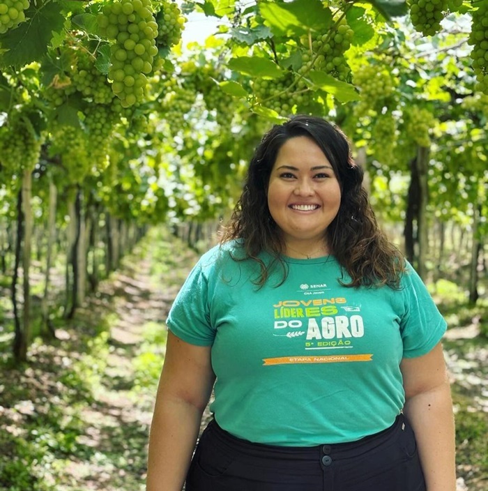 Érica visitou a produção de uvas e vinhos em Santa Catarina durante a missão técnica.